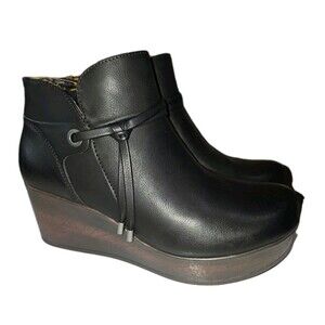 BOC BORN LEONNA Sz 10 NWOT Black Side Zipper Wedge Ankle Booties Boho Art Boots